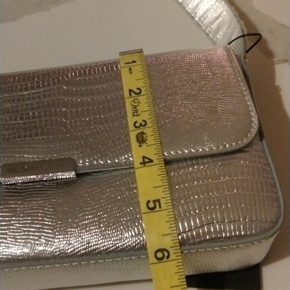 Kendall & Kylie Silver shoulder bag textured print - Picture 5 of 7